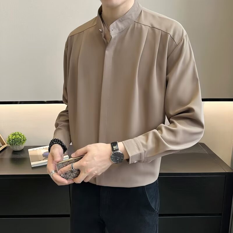 Men’s Minimalist Mandarin Collar Shirt