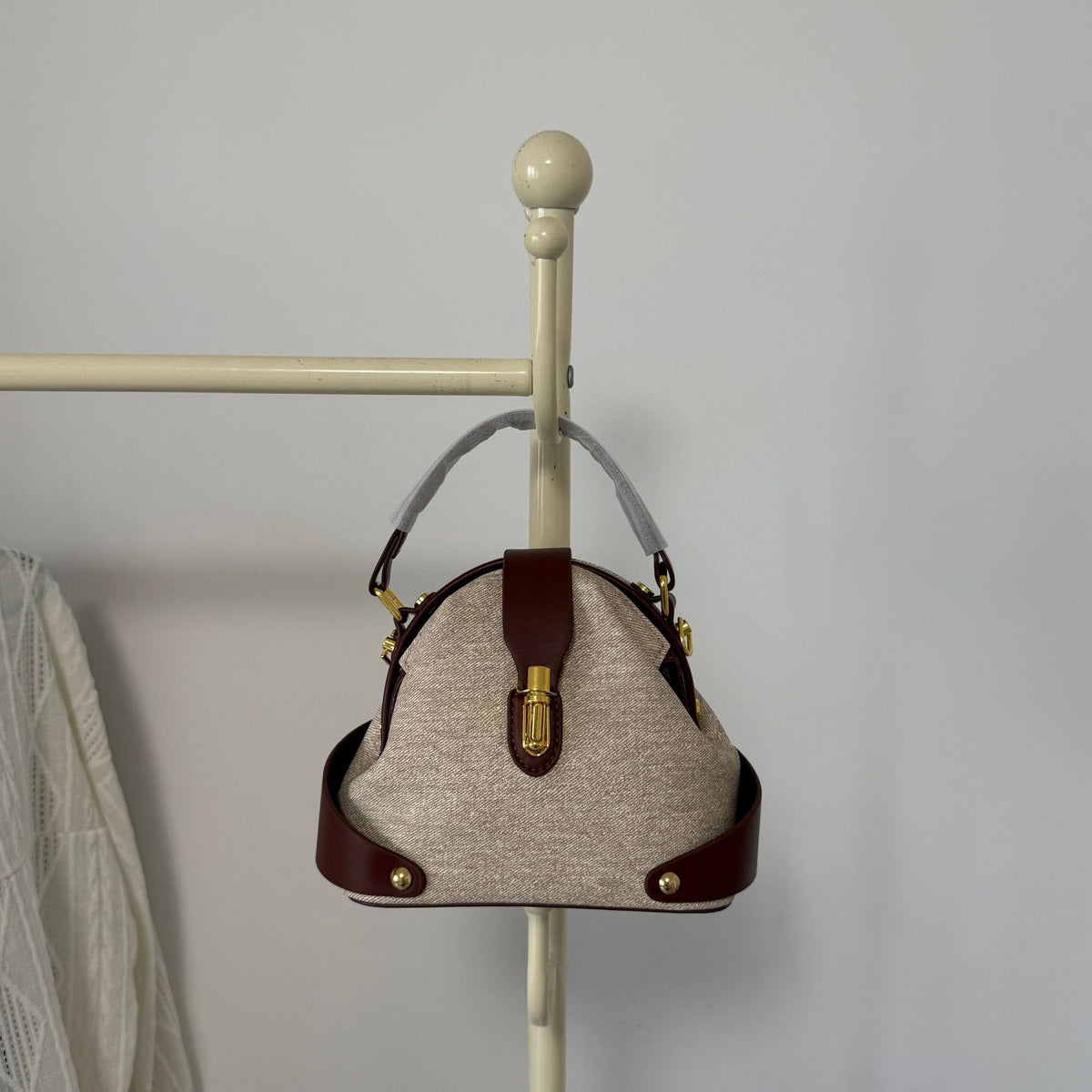 Textured Shoulder Handbag