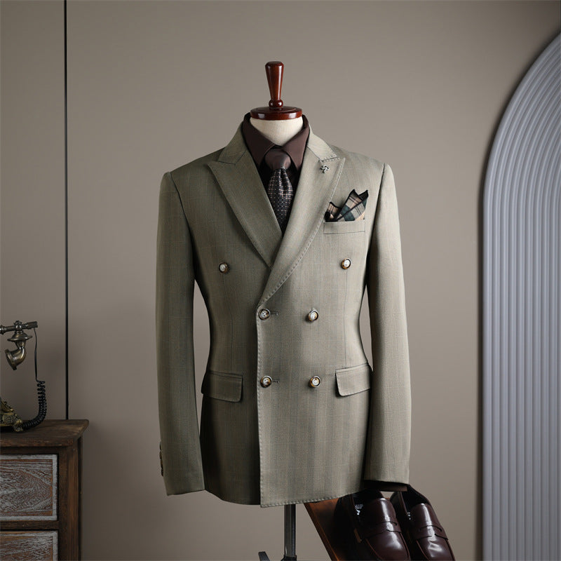 Men's casual suit set.