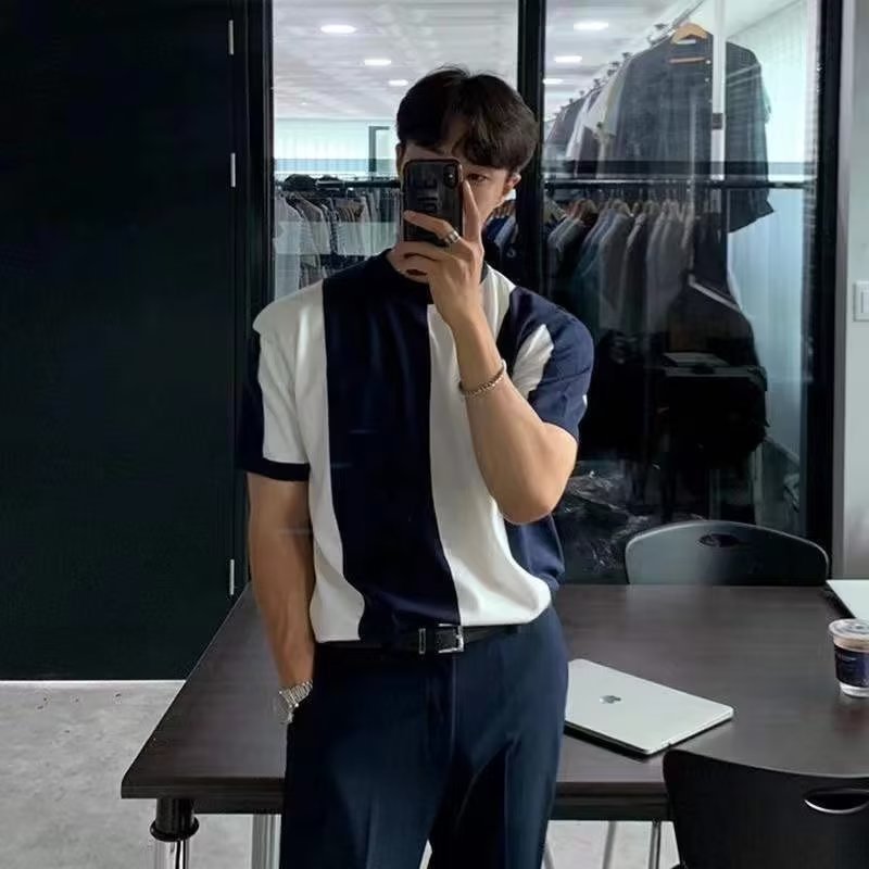 Vertical Contrast Knit Polo