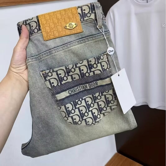 Slim-Fit Jeans