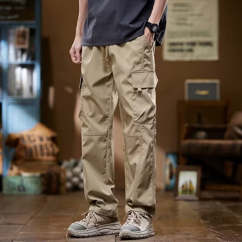 Versatile Multi-Pocket Cargo Trousers