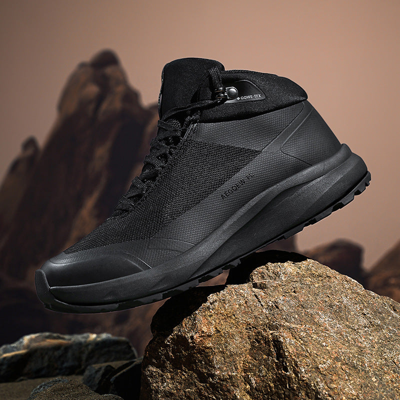 Mid-Top Graphene Outdoor Boots