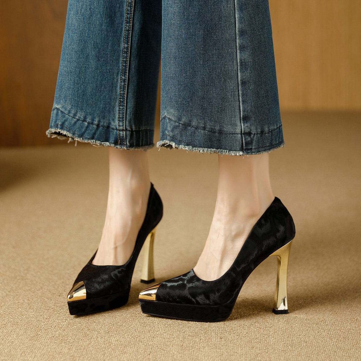 Leopard Print Pointed-Toe Heels