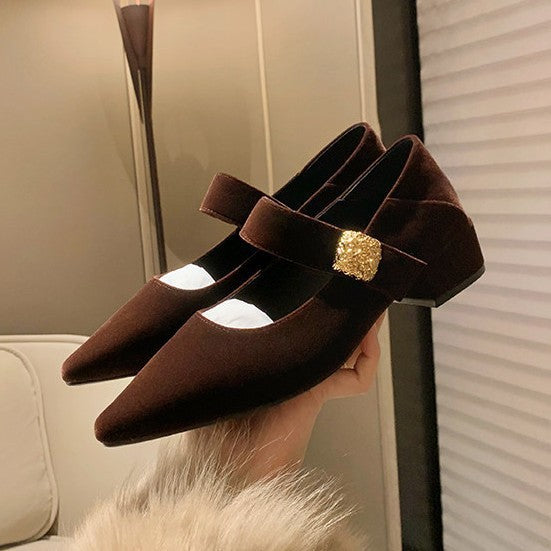 Metal-Buckle Pointed Shoes