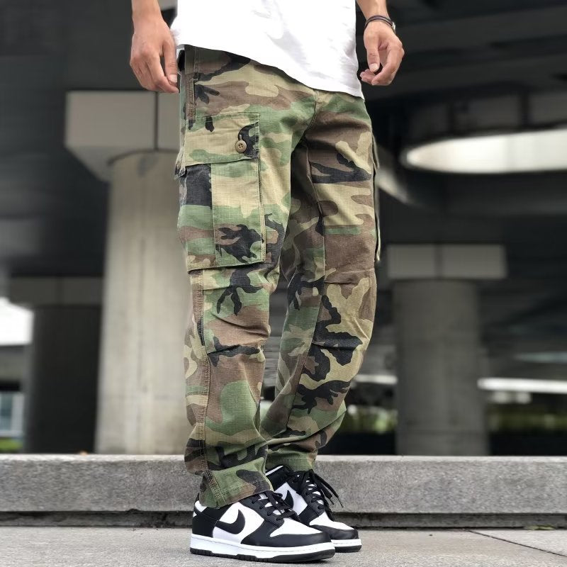 Classic Straight-Leg Cargo Trousers