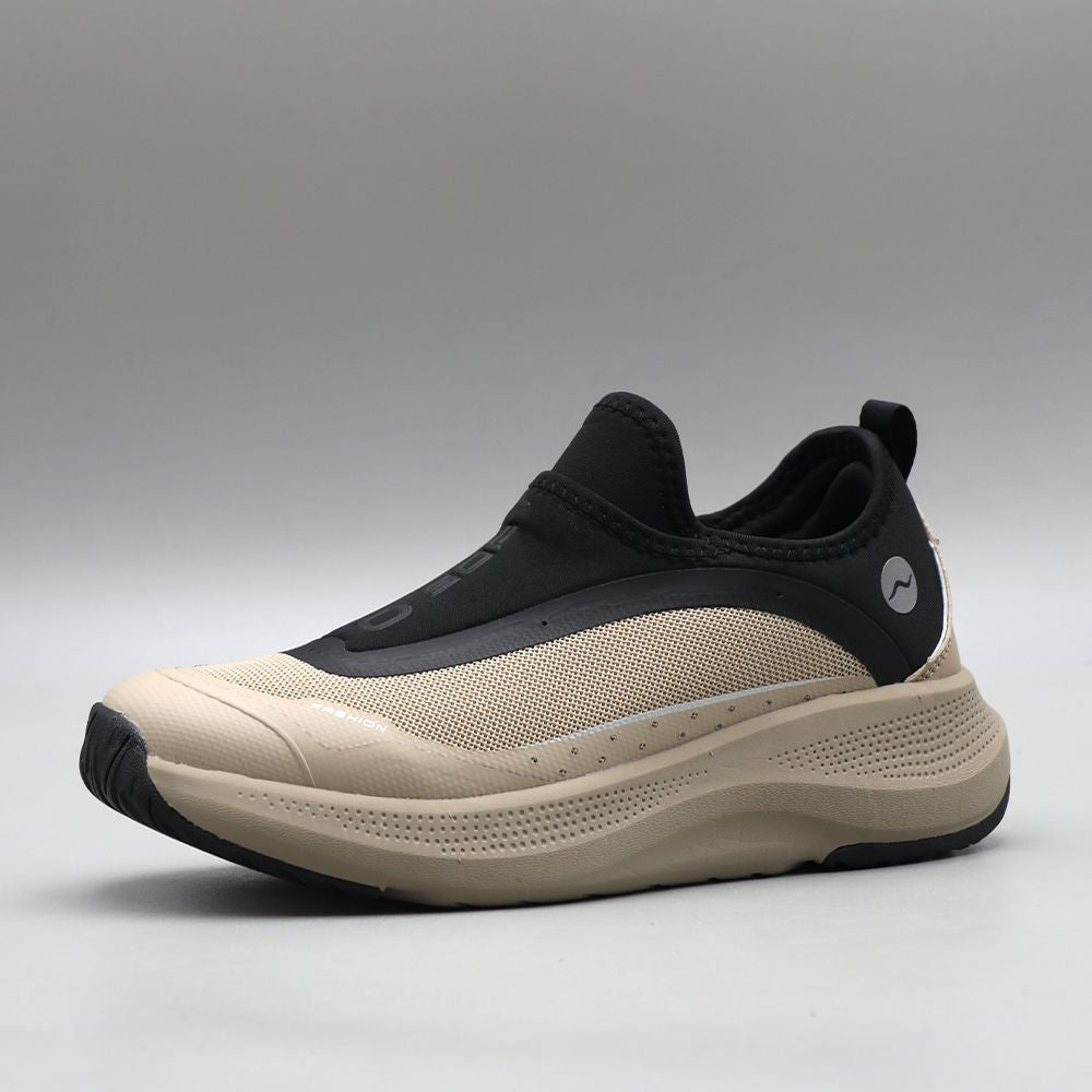 Lightweight Slip-On Running Shoes