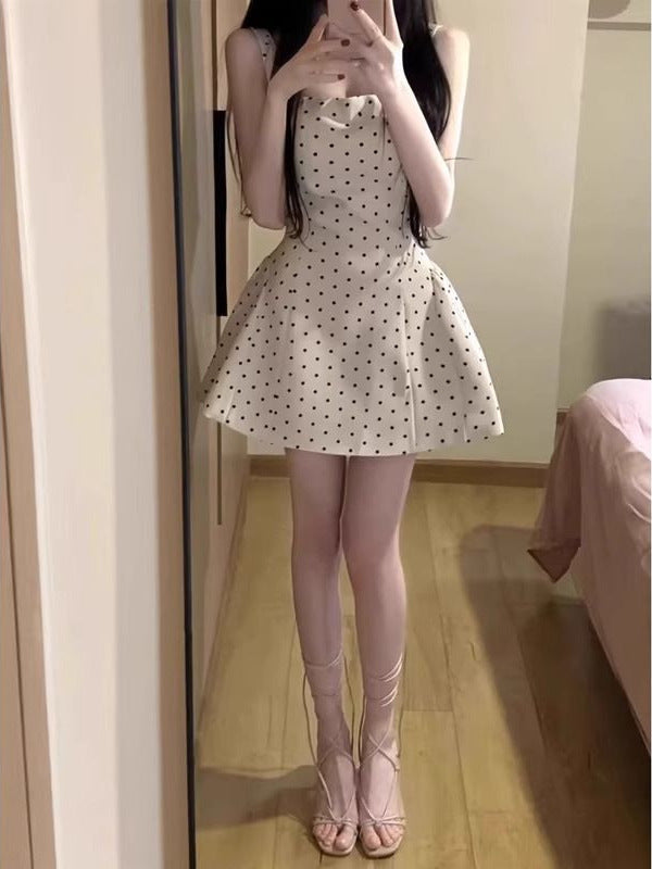 Polka Dot Pleated Dress