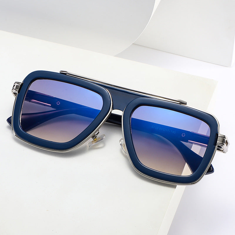 Vintage-inspired Square Frame Sunglasses
