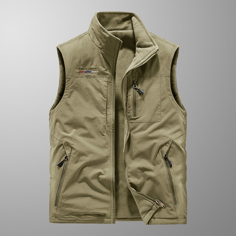 Autumn and winter velvet thickened men outdoor sports vest