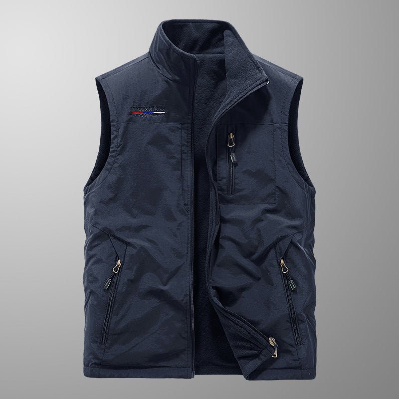 Autumn and winter velvet thickened men outdoor sports vest