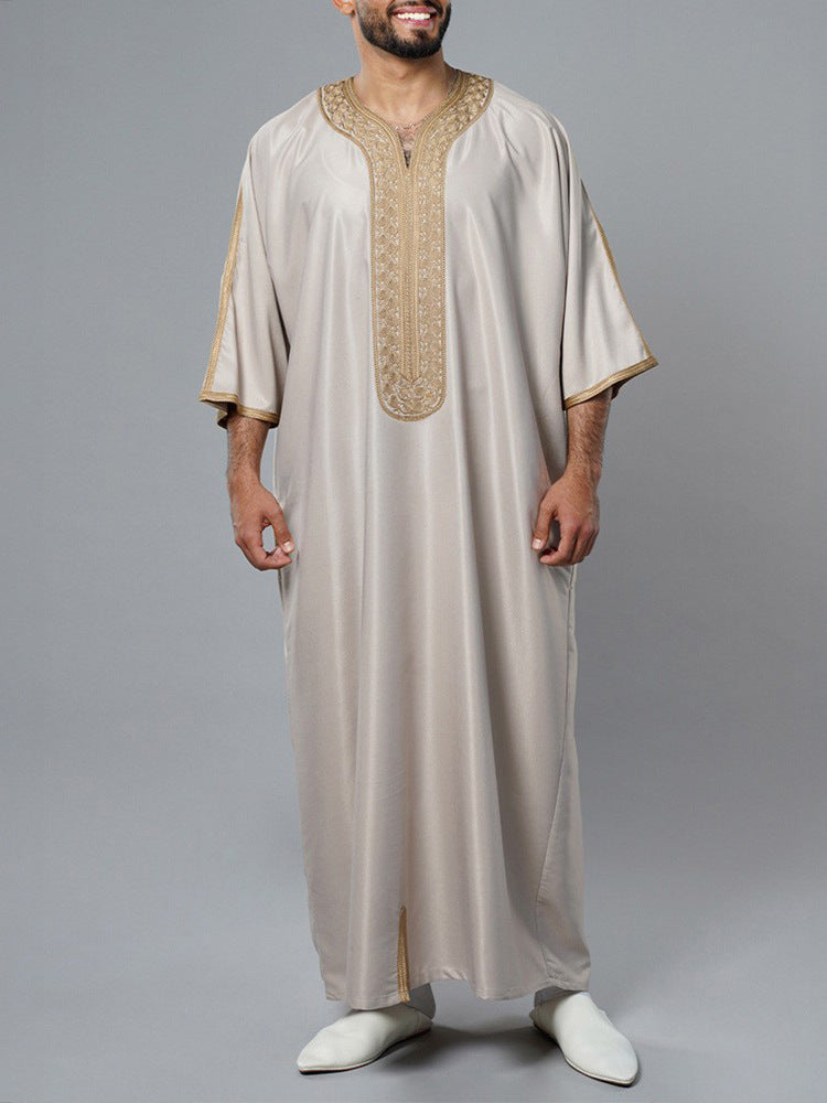 Men’s Embroidered Arab Thobe