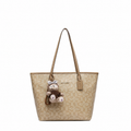 Vintage shoulder tote bag in sand